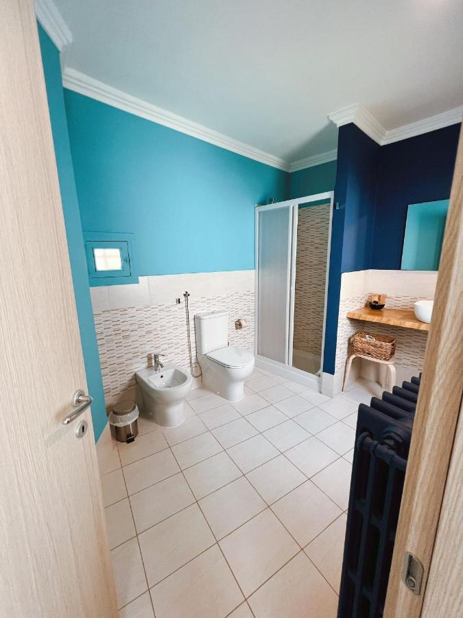 Deas B&B Trani Bagian luar foto