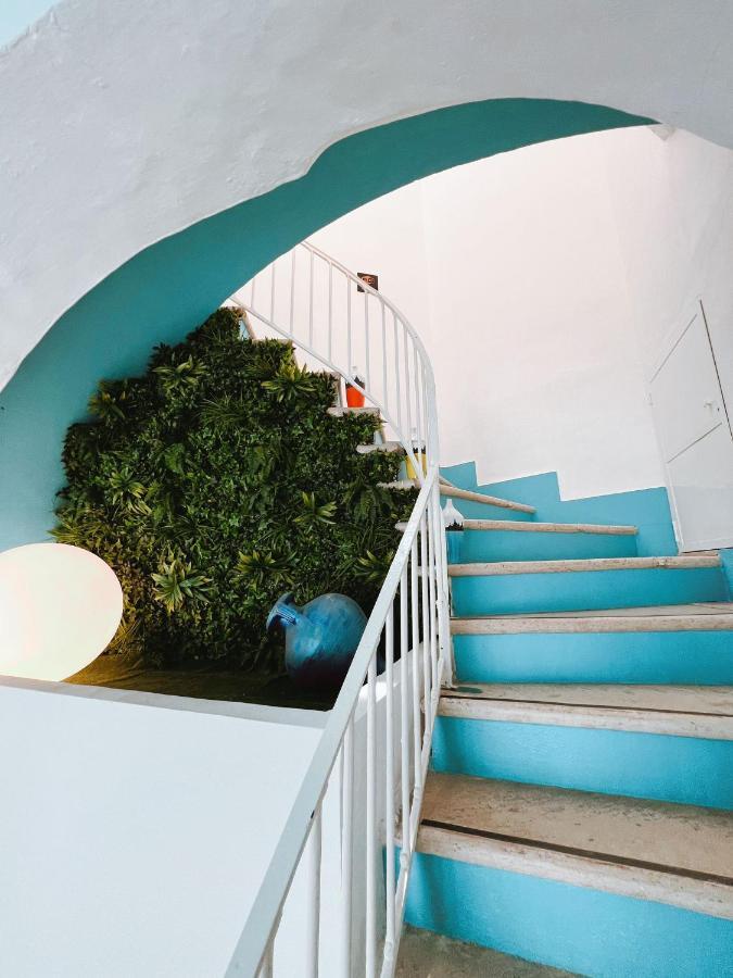 Deas B&B Trani Bagian luar foto